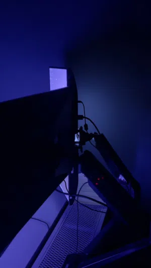 Devo Monitor arm for 2 monitor