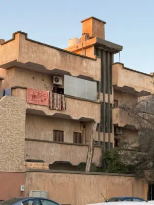350 m2 More than 6 bedrooms Townhouse for Sale in Tripoli Zanatah