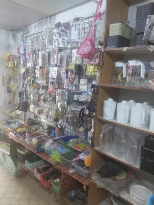 نثريات واكسسوارات للبيع تصفيه المحل