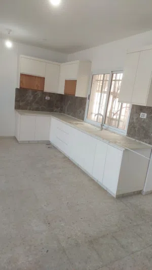 شقق للايجار في البيره / سطح مرحبا