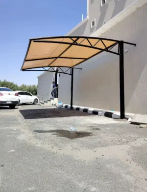 مظلات وسواتر وهناجر ساندوتش بانل