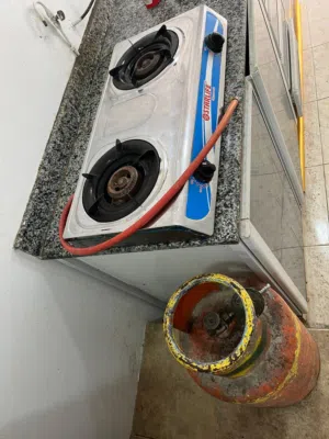 Table top  gas and Gas cylinder