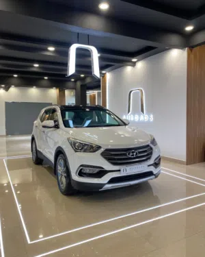 Hyundai Santafe 3.3 L Full option Gcc Oman