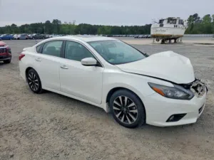 Used Nissan Altima in Al Batinah