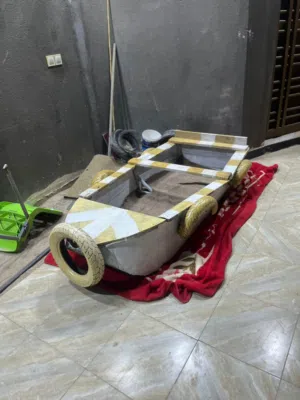 قارب للبيع وا غطاسه للبيع