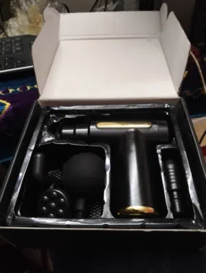 للبيع: مسدس مساج احترافي (Massage Gun) بحالة ممتازة!