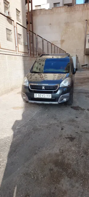 بيجو بارتنر 2016