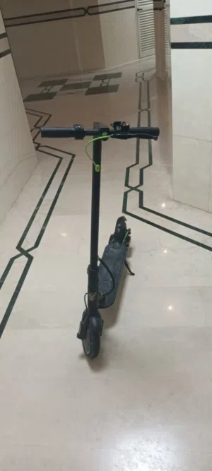 سكوتر كهربائي