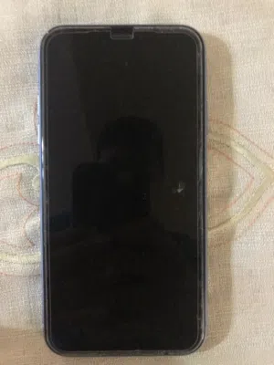 iPhone XR لون ازرق سماوي