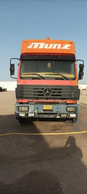 للبيع ترلا ولوبد بحالة جيدة