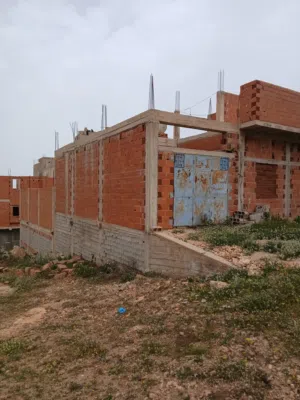 1 Bedroom . One Bathroom . 120 m21