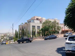 شقة مفروشة للإيجار في عبدون قرب تاج مول