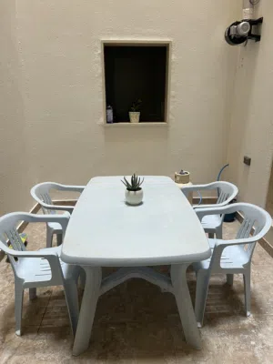 طاولة كبيرة