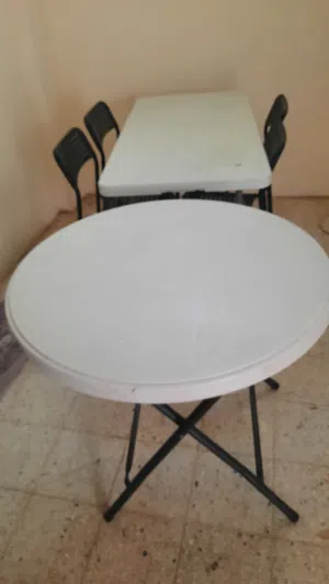 طاولتين و كراسي120*60