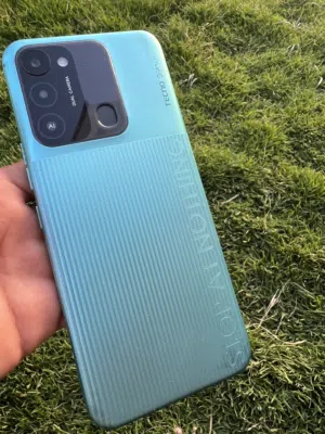 TECNO SPARK