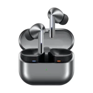 Samsung buds 3 pro اللون السلفر المميز  نظافه 99% بطاريه 100% كامل الملحقات والكارتون