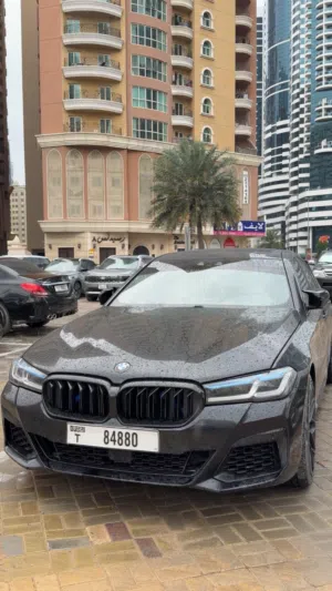 BMW 530i 2019 X-Drive بي ام دبليو الفئة الخامسة