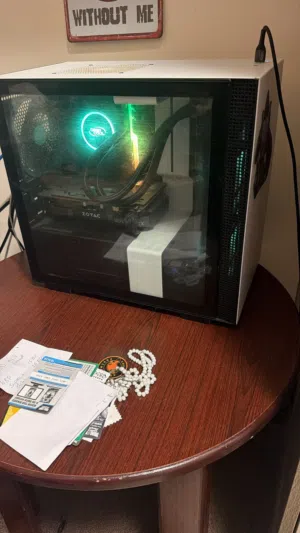 Pc مستعمل للبيع نظيف