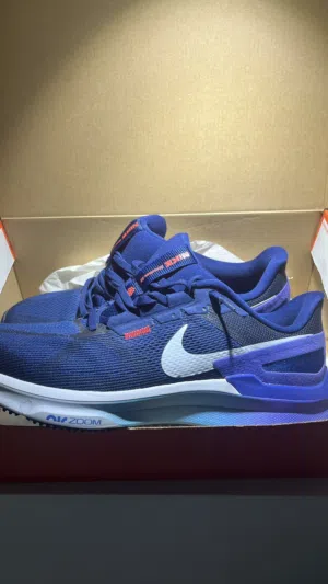 حذاء جري ومشي  nike air zoom stacture