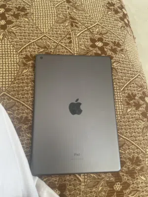 Apple iPad 6 64 GB in Mafraq