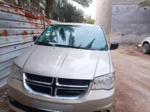 سياره دودج كرفان الموديل 2013 واحد على واحد كل شيء ما ناقصها