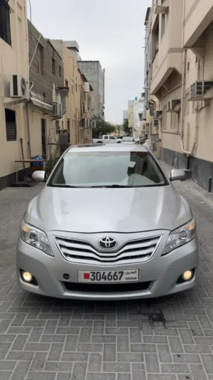 للبيع كامري 2008 glx فتحة