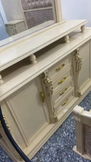 غرفه نوم عراقيه شبه جديده نضيفه حيل