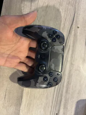 ذراع بلى ستيشن 5 / يد ps5 مستعمله استعمال نظيف