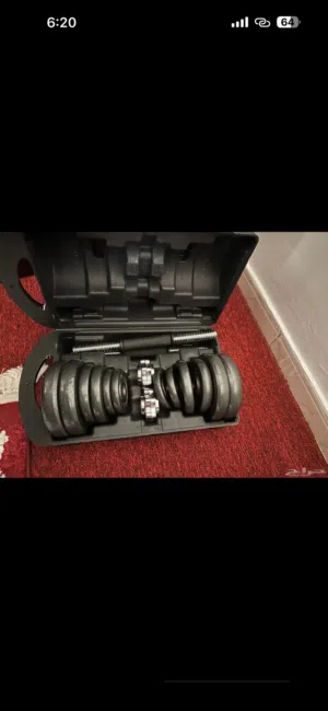 دامبل 20 كيلو نظيفه جدا استخدام قليل  20 kg dumblles very clean no dust