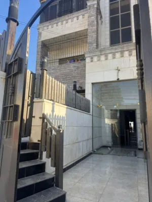 شقه للبيع طابق اول