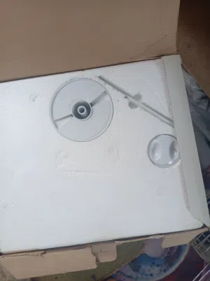 محضر طعام بيحتو على اكتر من 20 قطعة