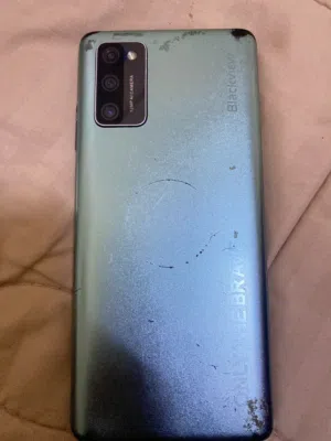 هاتف Blackview السعر 30 ريال شاشته بس خربانه وما عليه كلام ينفع اجزاء او قطع قابل للمفاوضه الوصفًً