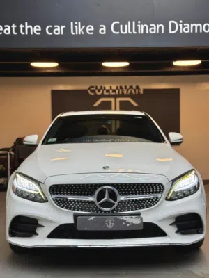 Mercedes-Benz C300 2019 وارد أمريكا نظيفة جداً Full Service 112K KM رقم واحد
