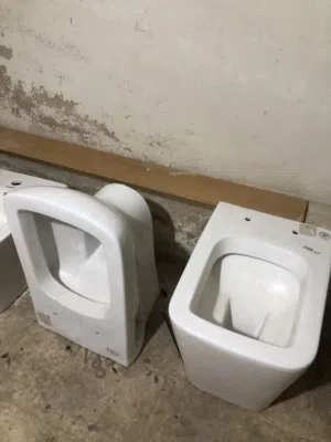 مغاسل ومقاعد حمام للبيع جديد جديد لنك