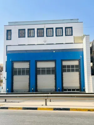 صالة تجارية للإيجار دورين تشطيب حديث علي رئيسي النوفليين مطلة علي واجهتين