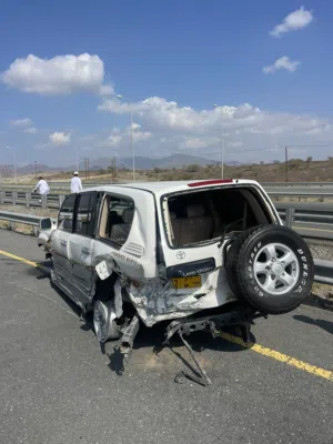 قطع غيار لاندكروزر 2003