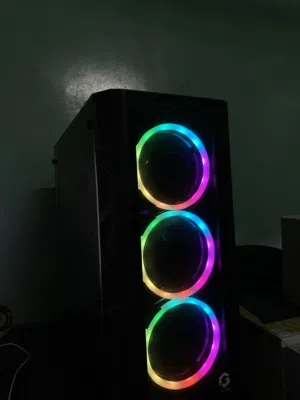 Pc للبيع بواصفات قويه