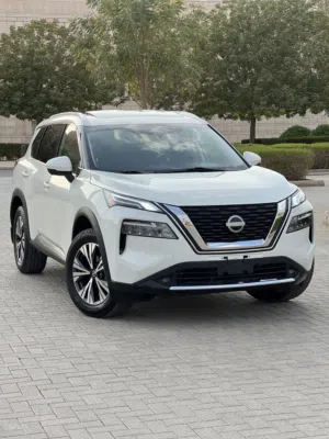 Used Nissan Rogue in Al Dakhiliya