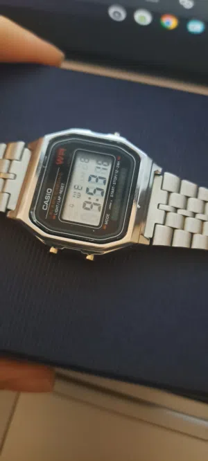 كاسيو 159 w جديدة للبيع قابل للتفاوض/ Casio 159 w new for sale negotiable