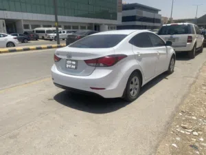 Used Hyundai Elantra in Al Riyadh