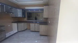 130 m2 3 Bedrooms Apartments for Rent in Amman Deir Ghbar
