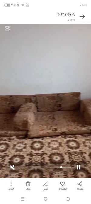 فراش عربي بحالة جيدة للبيع