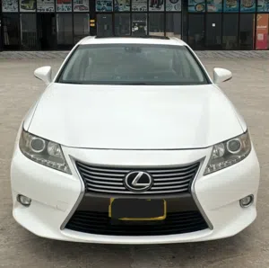 لكزس ES 350 موديل 2014 لون أبيض بحالة ممتازة مع كامل الميزات والتأمين