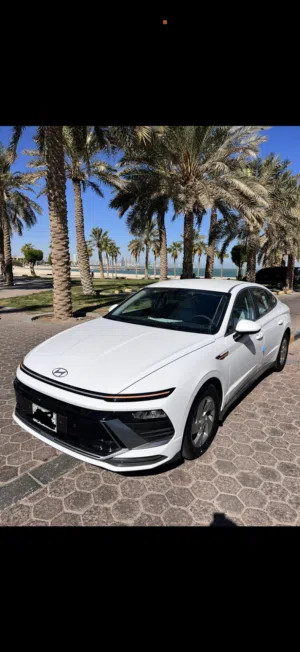 هيواندي سوناتا 2025 شبه اصفار بحاله الوكاله شرط الفحص بالكامل  حجم المكينه 2500 cc
