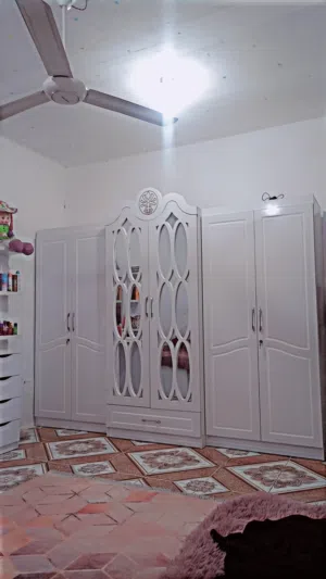 غرفة نوم سريرين/تفصال تركي