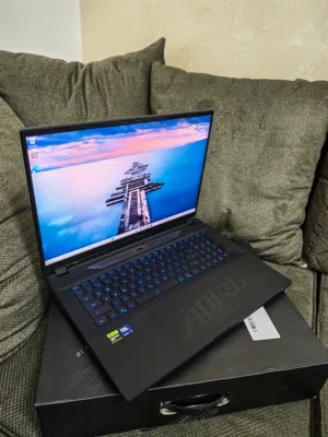 Gigabyte Aorus 18 Master RTX5080 Core 9 ultra بسعر خرافي