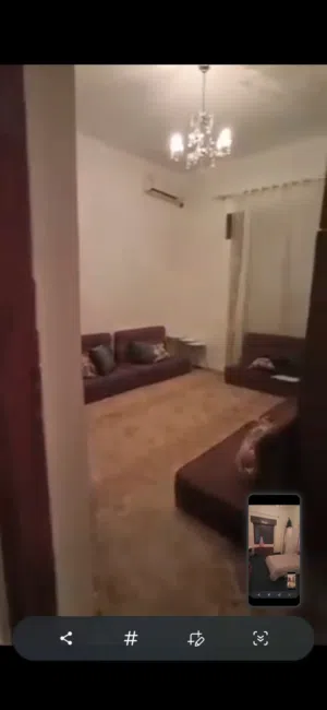 شقه . ارضيه . بيع . مدخل من الرئيسي. بن عاشور.