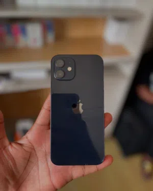 Apple iPhone 12 64 GB in Misrata