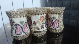 طقم أكواب شاي فاخر من التطريز البَتّه طقم مكوّن من 6 أكواب بارتفاع 7 سم