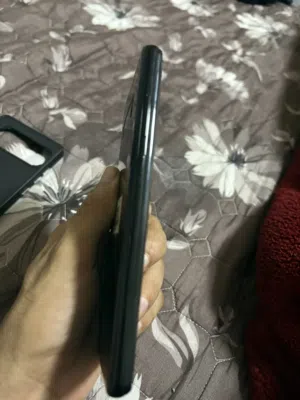 Samsung Galaxy Note 8 64 GB in Muscat